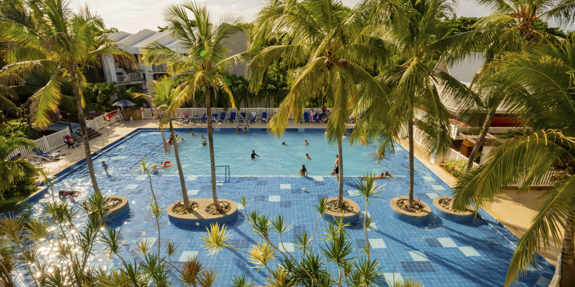 Hotel Blue Cove